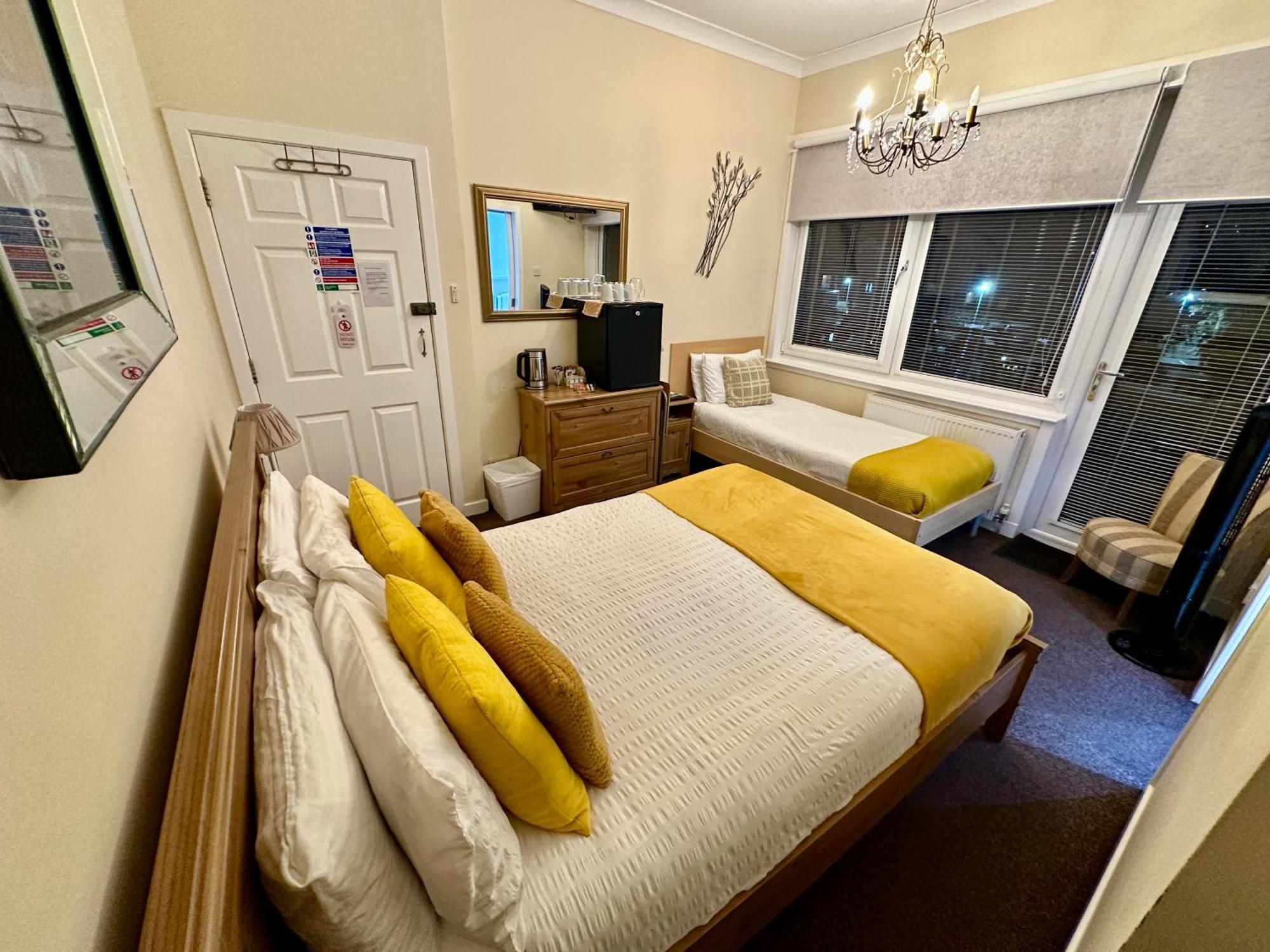 The Elbow Room Kirkcaldy Esterno foto