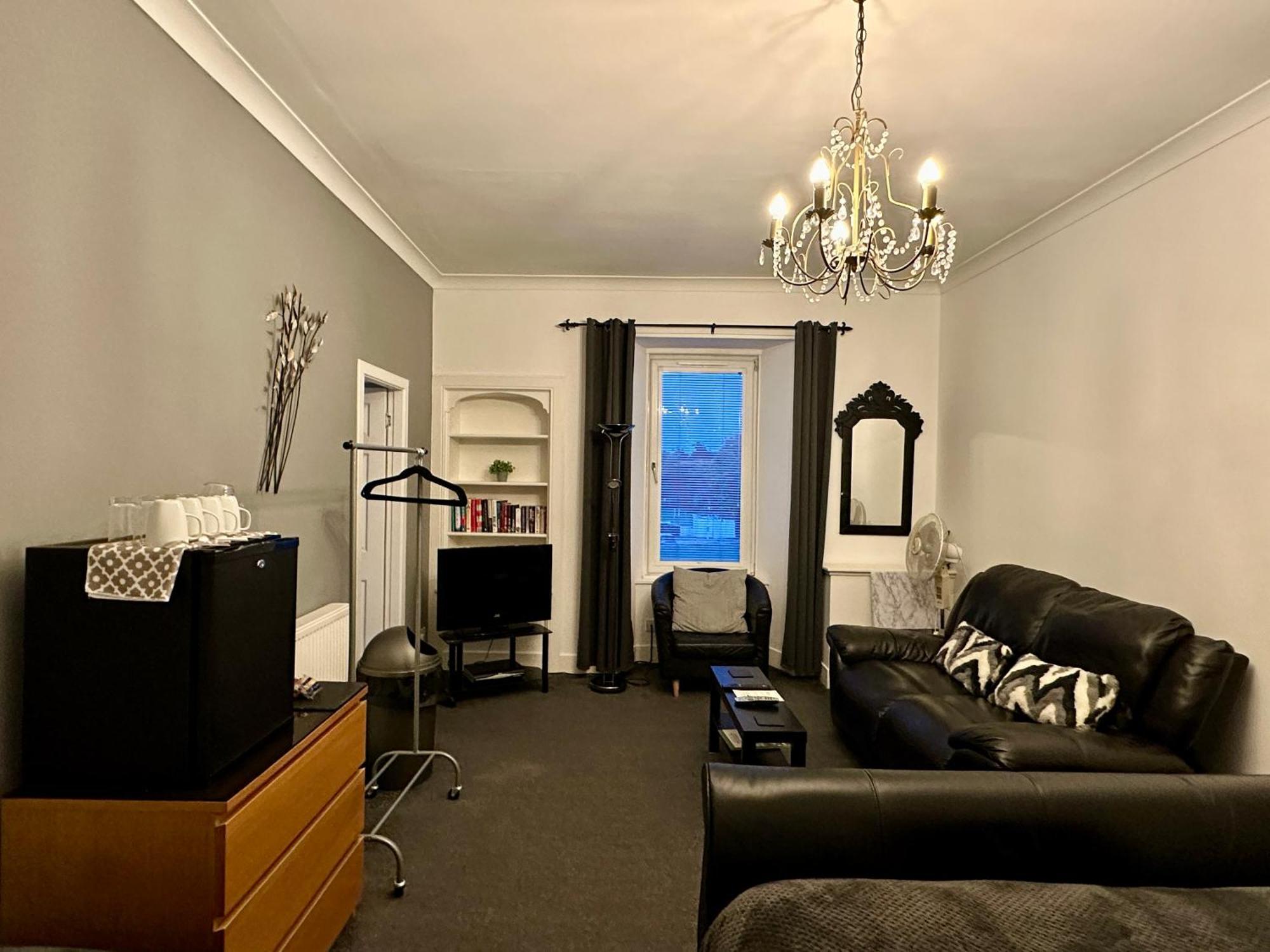 The Elbow Room Kirkcaldy Esterno foto